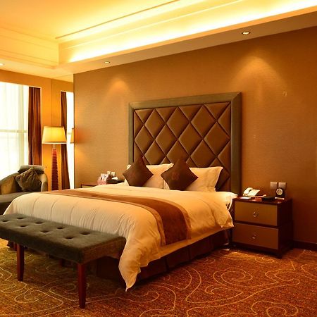 שנג'ן Spring Bay Boutique Hotel מראה חיצוני תמונה